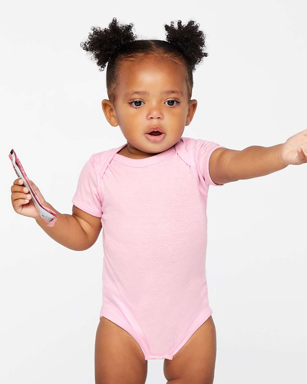 Rabbit_Skins_4400_Pink_Front_High_Model Rabbit_Skins_4400_Pink_Front_High_Model