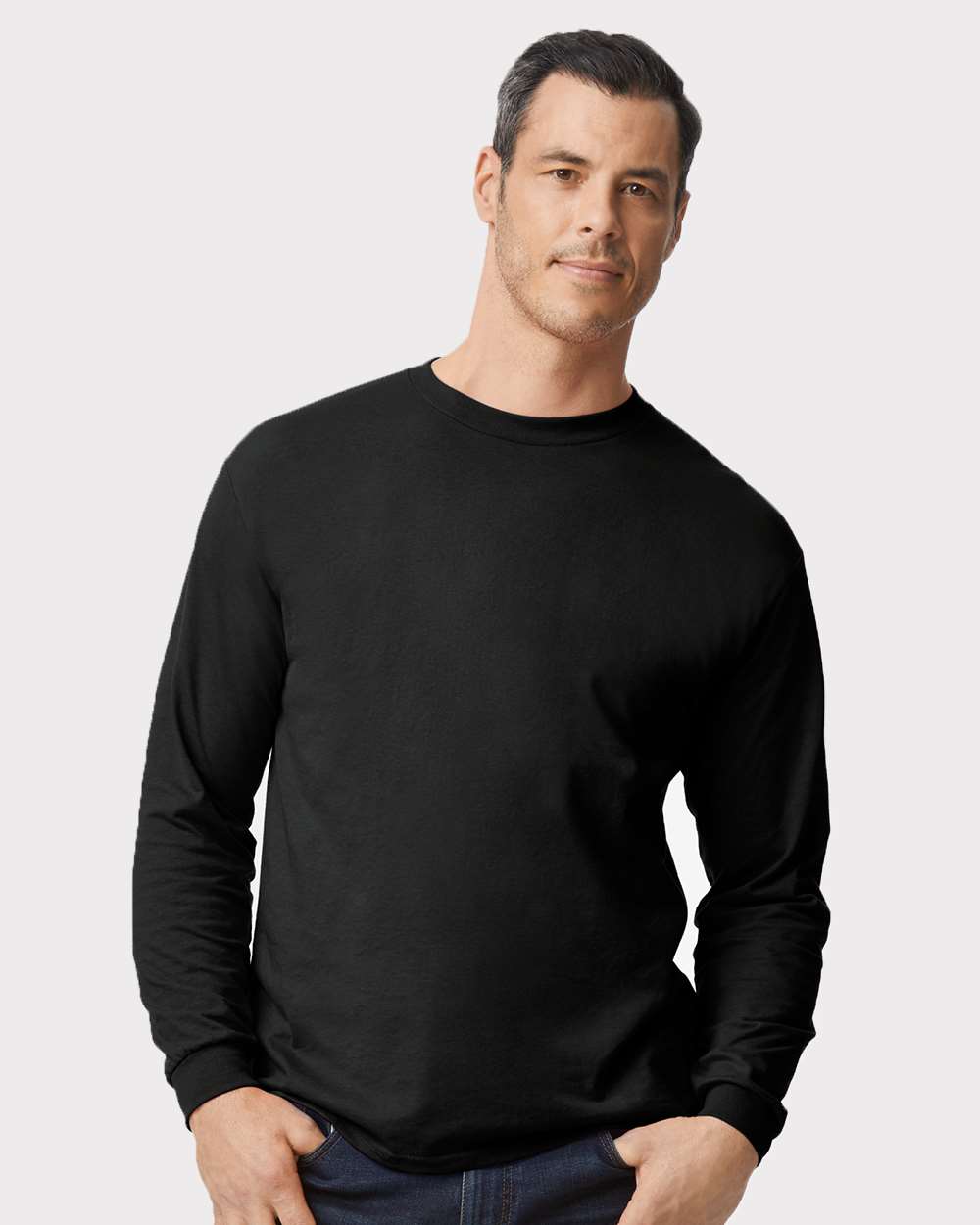 Gildan_8400_Black_Front_High_Model