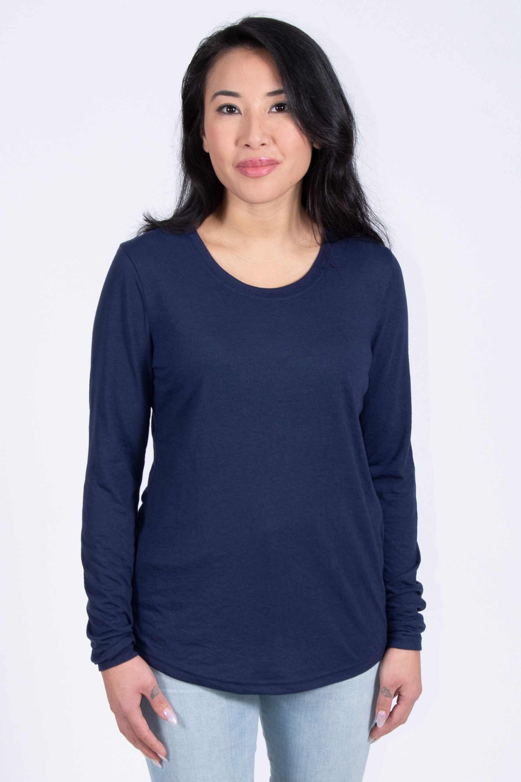 atc3615l_modl_true-navy_studio-front_2022-crop_cil